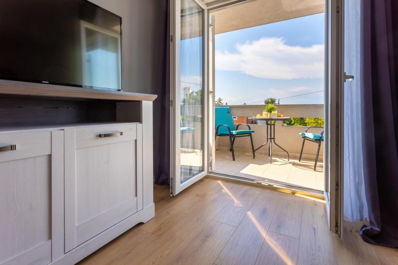 Apartment Demo Malinska Zewnętrze zdjęcie