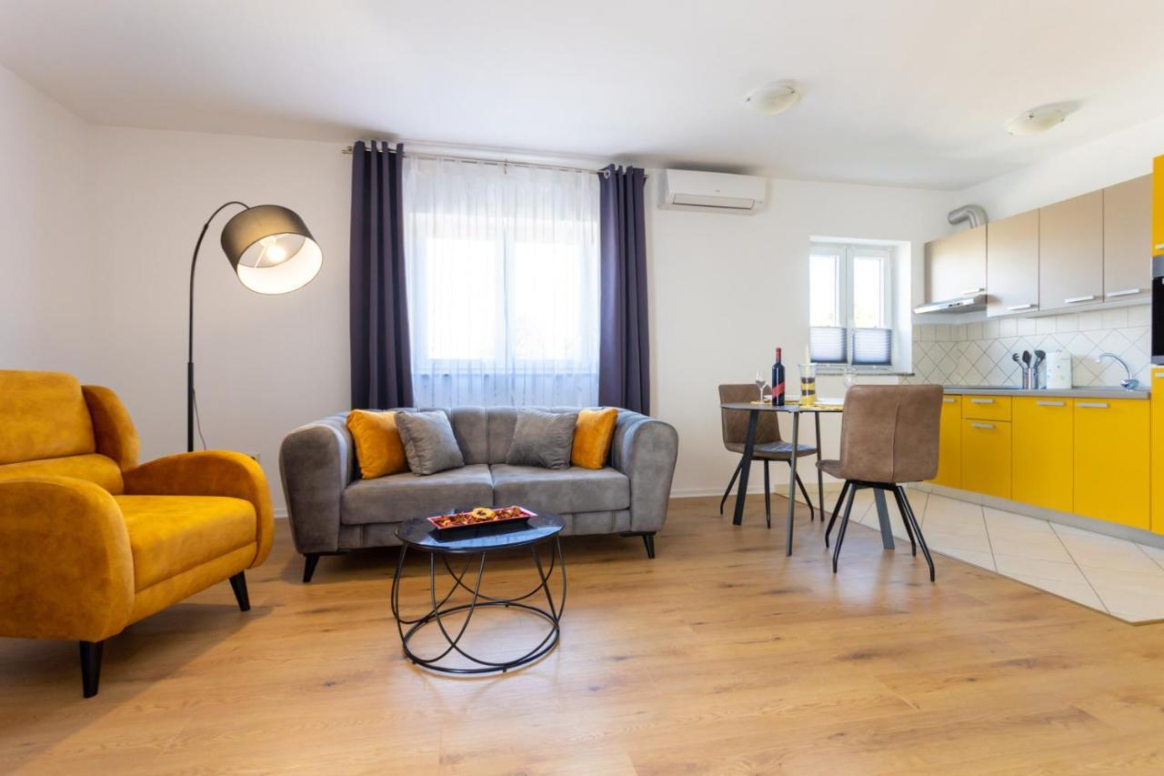 Apartment Demo Malinska Zewnętrze zdjęcie