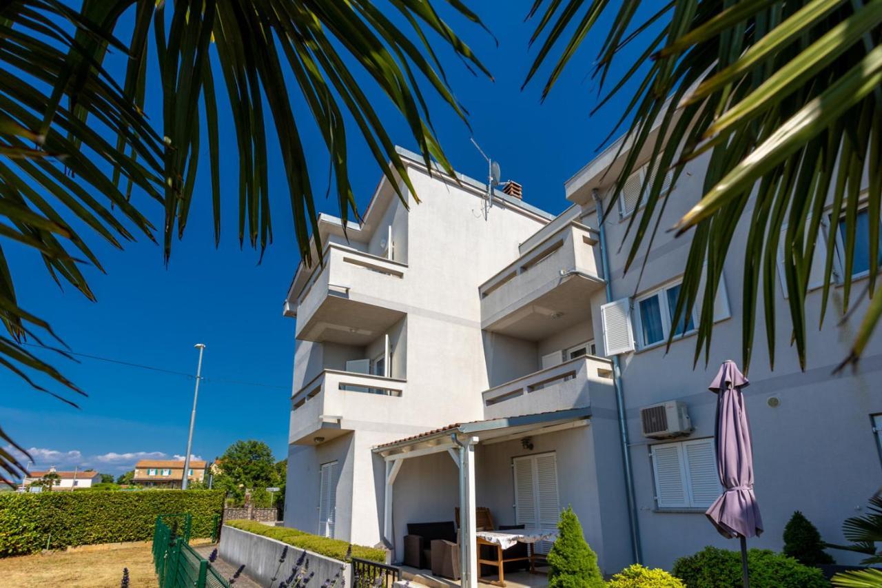 Apartment Demo Malinska Zewnętrze zdjęcie