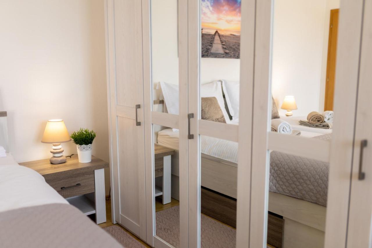 Apartment Demo Malinska Zewnętrze zdjęcie